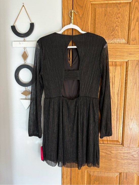 Xhilaration Dresses & Skirts - Xhilaration Black Long-Sleeve Open Back Detail Party Dress with Shimmer Medium